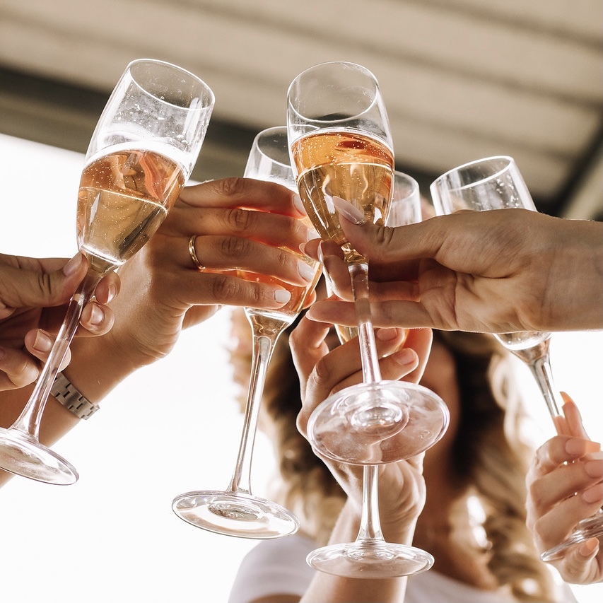 Wine Tours of Kent Celebrates its 4th Birthday and looks forward to