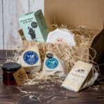 Kingcott Pink Xmas 1 GIFT