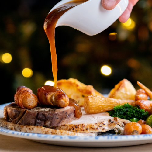 Elite Pubs 051022 Roast Dinner