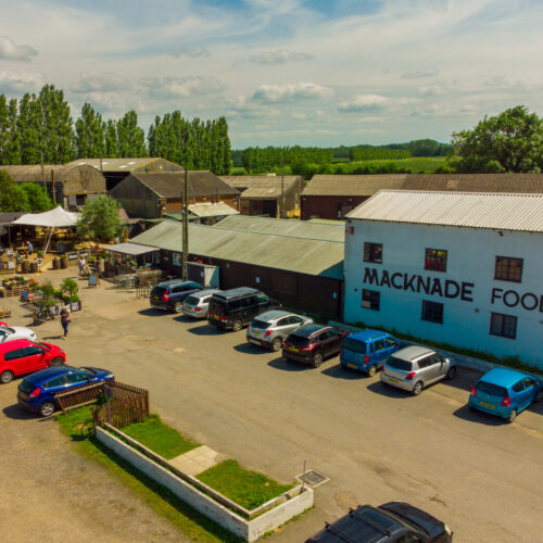 MACKNADE Front Right