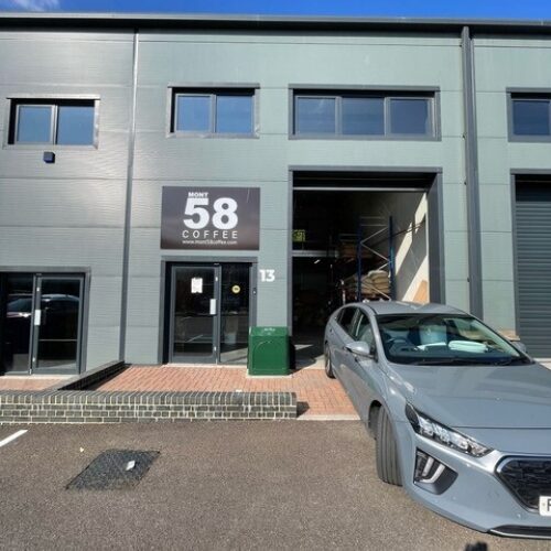 Mont58 Front of building