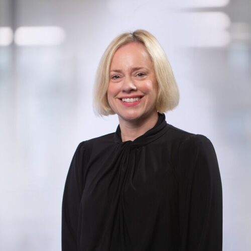 UK Head Shot Lyn Newbury Azets Ashford41 copy