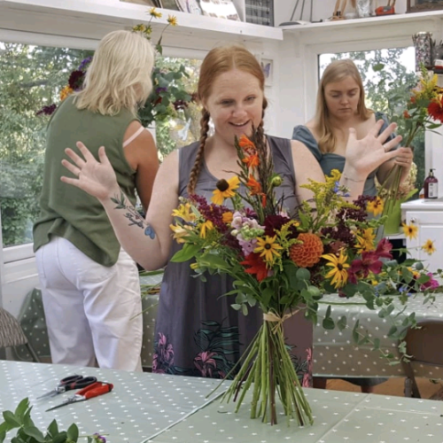 Woodchurch Flower Farm Hand tied workshop 2
