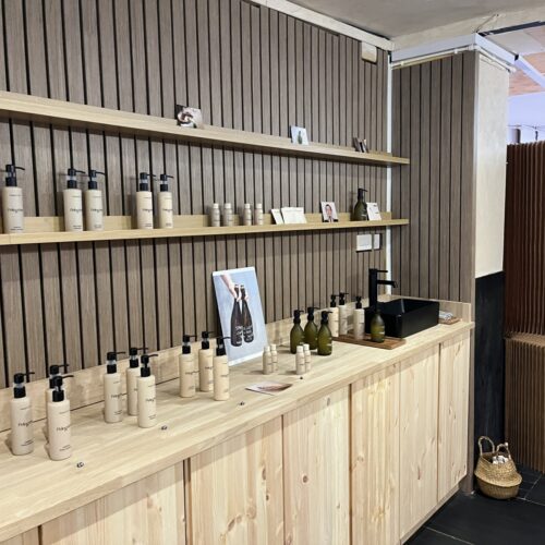 Pelegrims Shop Shelves