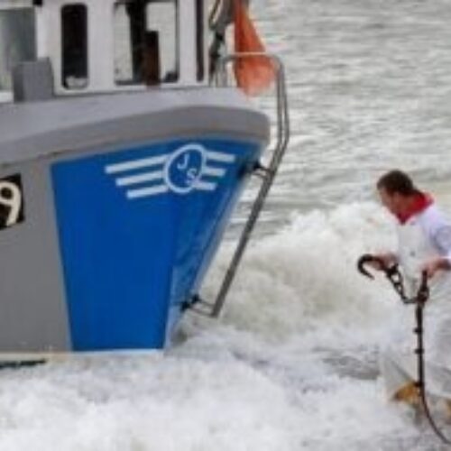 Boathouse fish landing